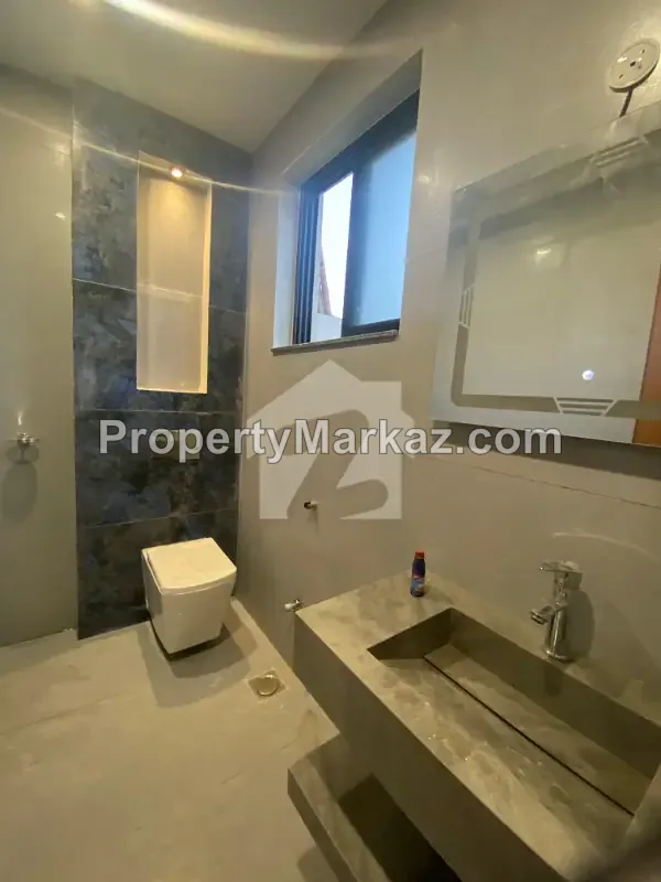 10 Marla House in Gulshan Usman photo 3