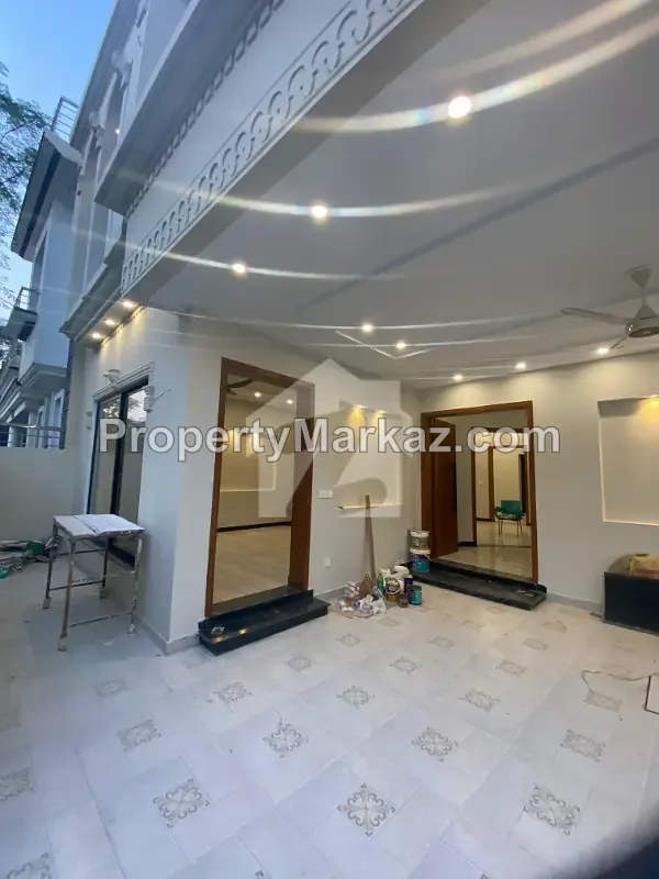 10 Marla House in Gulshan Usman photo 8