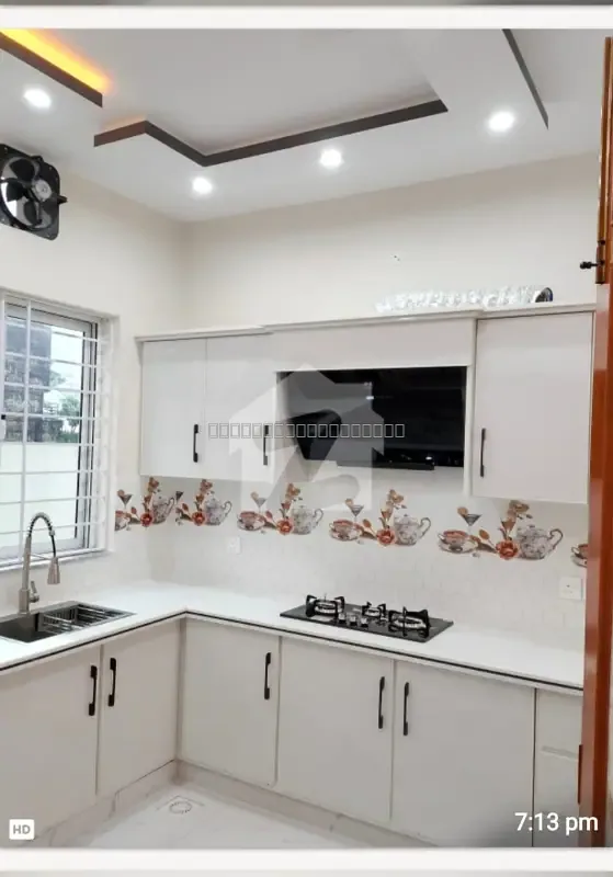 10 Marla House in Kanal View photo 2