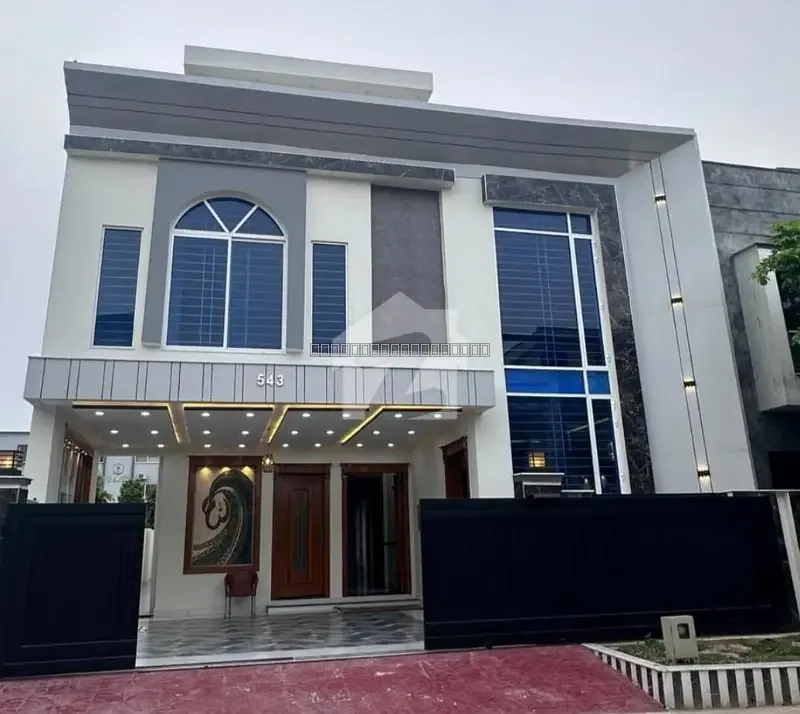 10 Marla House in Kanal View photo 9