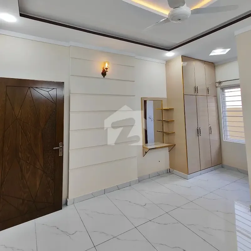 10 Marla House Kanal View photo 2